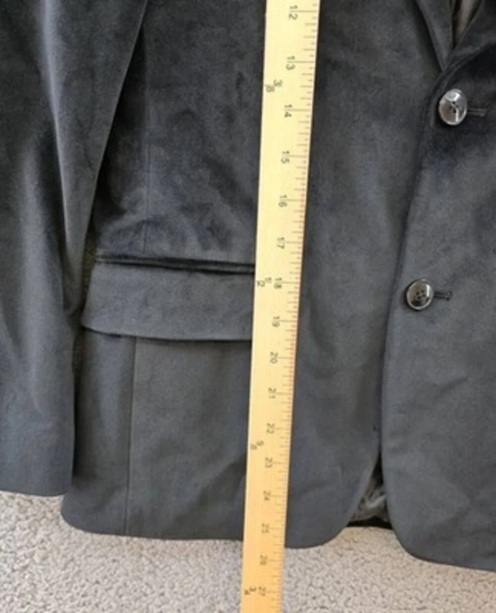 Bar III Slim Fit Velvet Sport Coat Mens 36S Black Notch lapel Two Button Closure